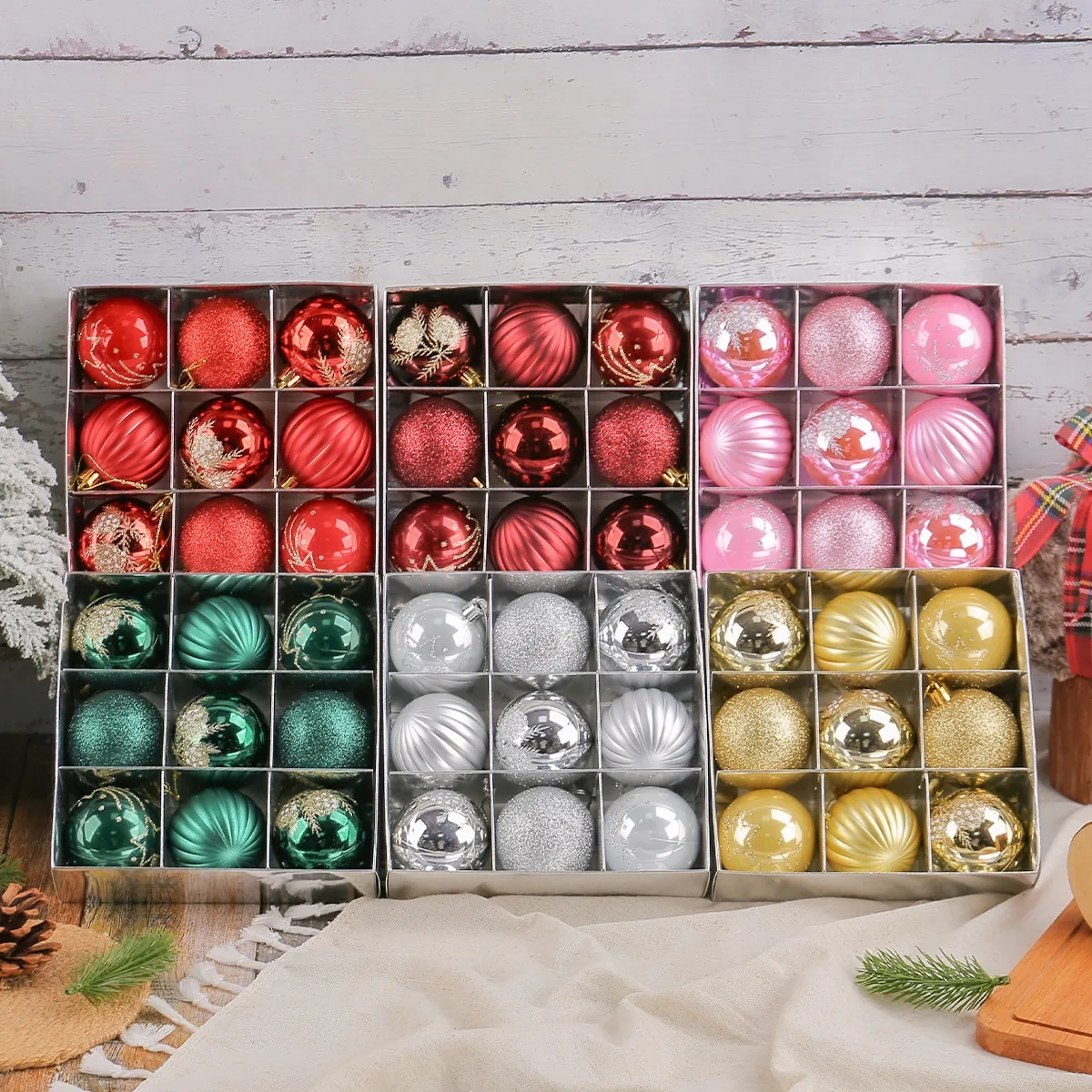 Set di Palline di Natale Dipinte in Plastica Infrangibile Galvanizzata Decorazioni Appese per Albero di Natale Vetrina Confezione Regalo