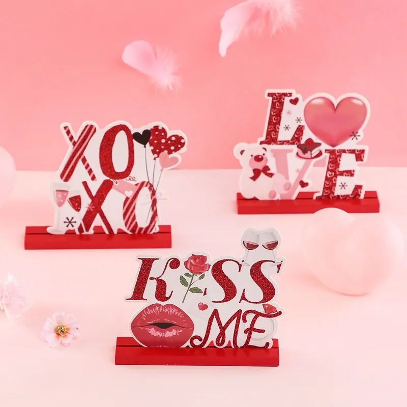 Valentinstag Holz Tischdeko Kreativ LOVE XOXO KISS ME Buchstaben Herz Bär Schreibtisch Deko Festliches Geschenk Holzhandwerk