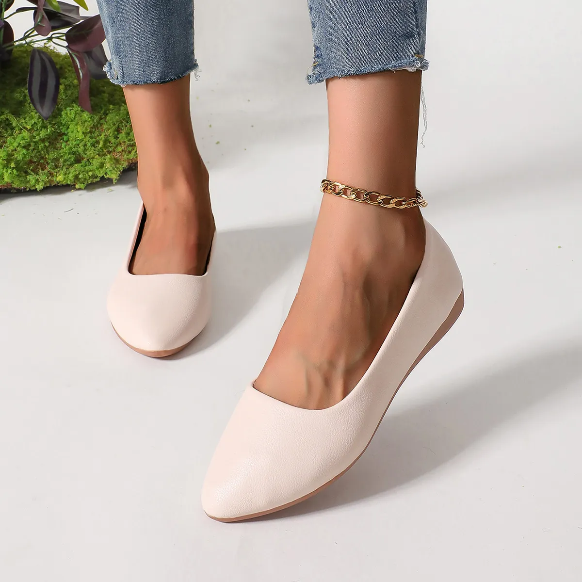 Women Pointed Toe Flats Shallow Mouth Casual Shoes Fashion Synthetic Leather Glitter Wedges Comfortable Slip On Ladies Footwear