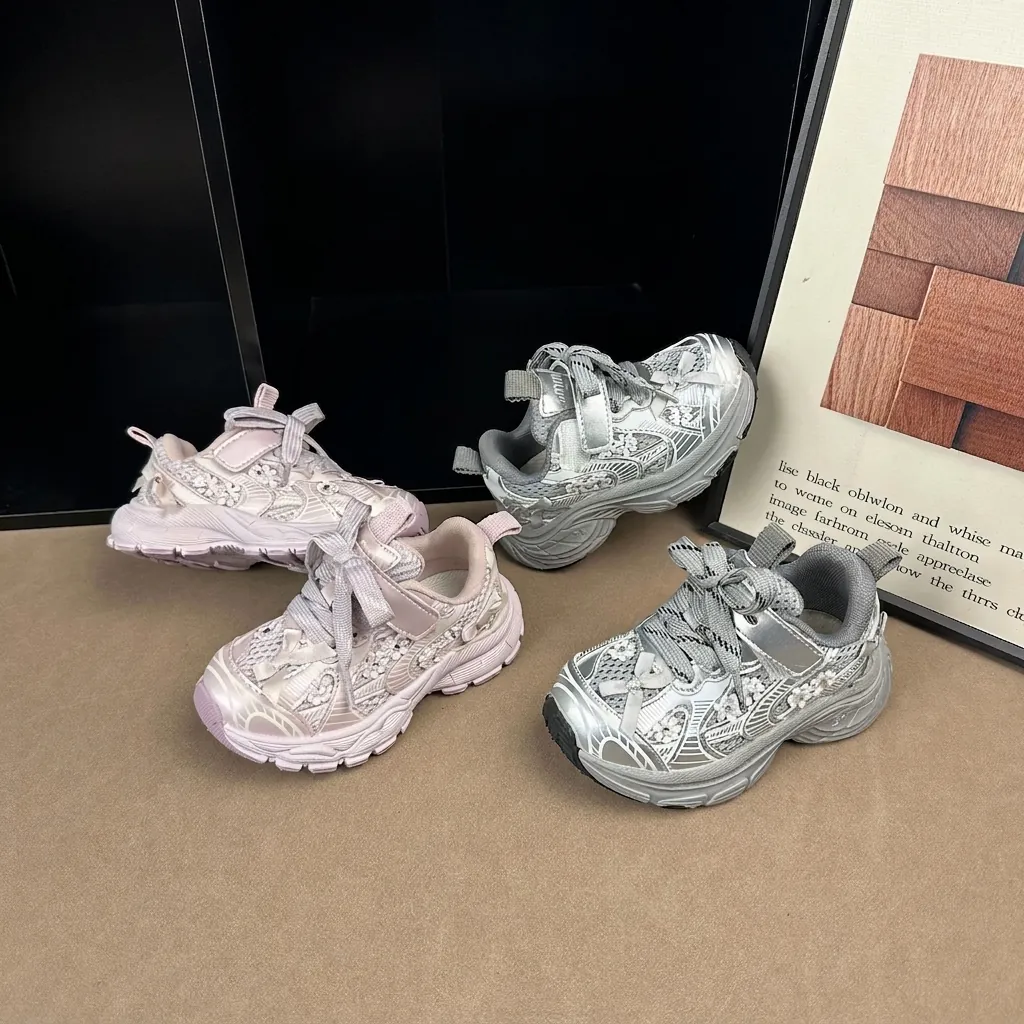 Chaussures Dad pour Petites Filles Style Coréen Maille Respirante Fleur Brodée Nœud en Dentelle Semelle Souple Baskets Antidérapantes