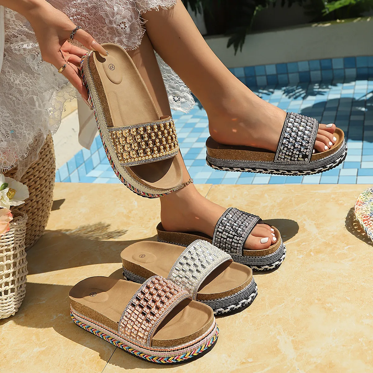 Sandalias Slide de Plataforma de Verano para Mujer Diamantes de Imitación Perla Artificial Suela Gruesa Casual Playa Aire Libre Moda Fiesta Pantuflas