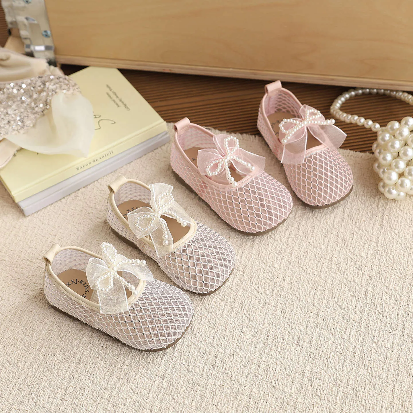 Girls Princess Sandals Breathable Mesh Bow Shoes With Pearls Rhinestone Flat Summer Korean Style Dress Shoes For Toddlers