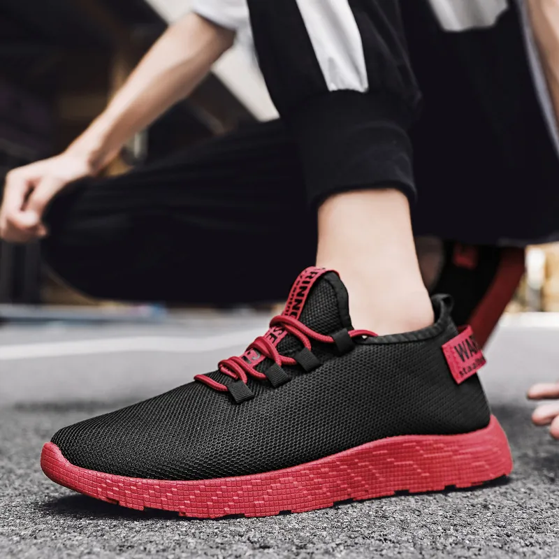 Scarpe Sportive Casual da Uomo Traspiranti in Mesh Flyknit Suola in EVA Leggera Scarpe da Corsa alla Moda Tendenza Stile Coreano per l'Estate Scarpe da Ginnastica