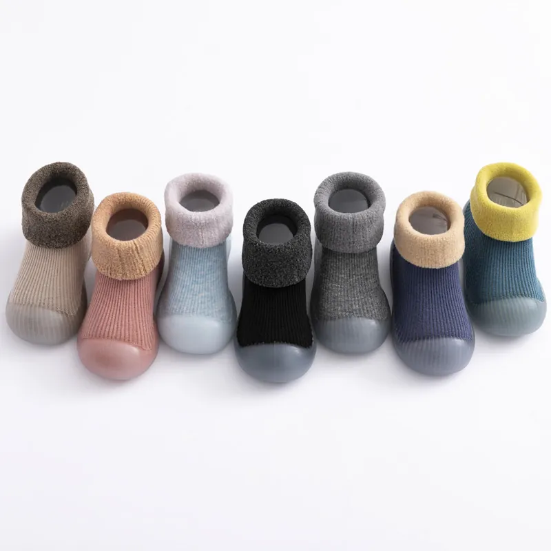 Winter Toddler Baby Soft Sole Walking Shoes Fleece Lined Thickened Floor Socks Shoes Warm Anti-Slip First Walkers