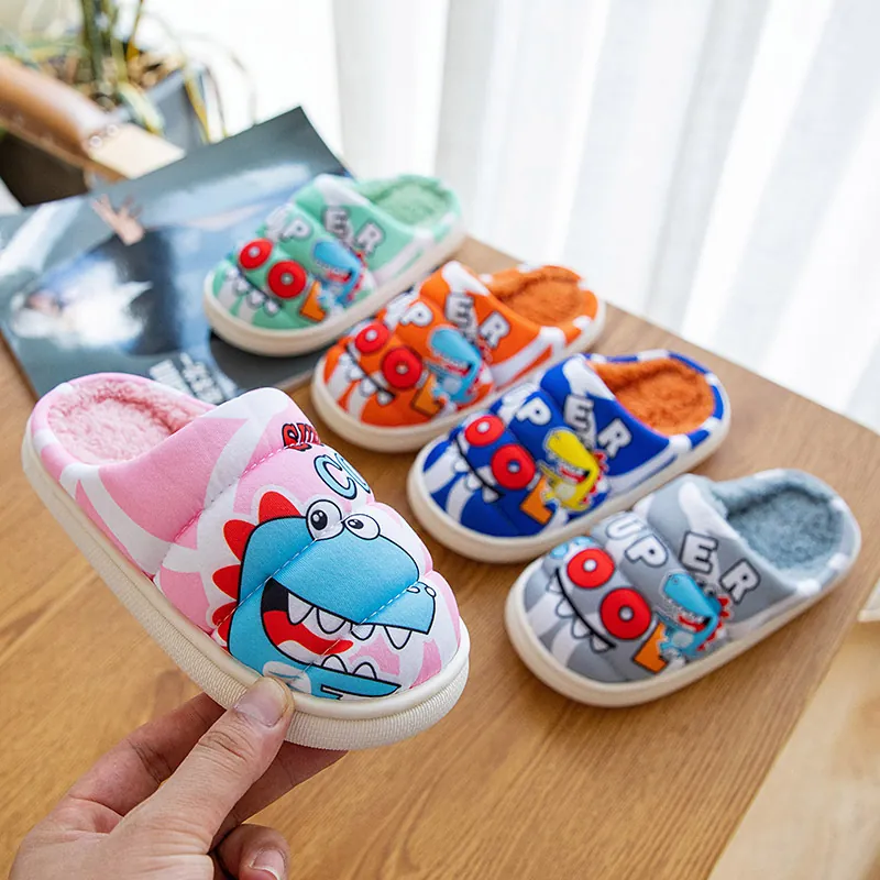 Winter Kinder Baumwolle Hausschuhe Cartoon Dinosaurier Warm Plüschfutter Rutschfest Indoor Home Schuhe Für Jungen Mädchen Kinder