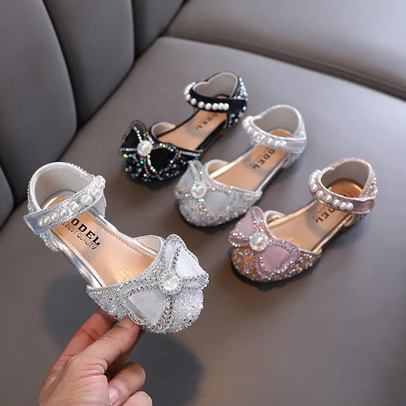 Korean Style Girls Princess Shoes With Sparkling Rhinestone Bow Pearl Strap Soft Sole Artificial Leather Dress Shoes For Wedding Party School