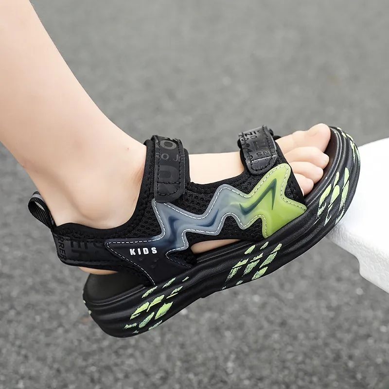 Jungen Sommer Lässige Sandalen Atmungsaktives Mesh Wellenmuster Weiche Rutschfeste Sohle Strandschuhe Für Kinder Mode Klettverschluss Sandalen
