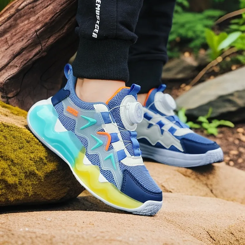 Scarpe da Basket per Bambini in Rete Traspirante Sneakers Con Chiusura a Rotazione Blocchi di Colore Scarpe Sportive per Ragazzi Ragazze