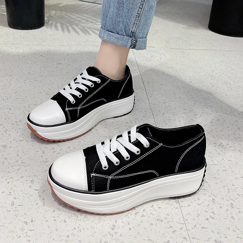 Women's Casual Low-Top Canvas Shoes With Platform Sole Breathable Lace-up Daily Wear Sneakers For Spring 2025 Fashion Style