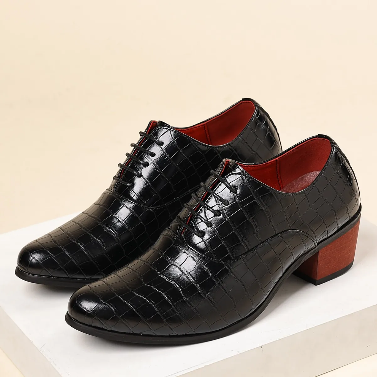 Herren Leder Schuhe British Style Steinmuster Hoher Absatz Vintage Krokodil Textur Schnürung Business Casual Hochzeit PU Halbschuhe