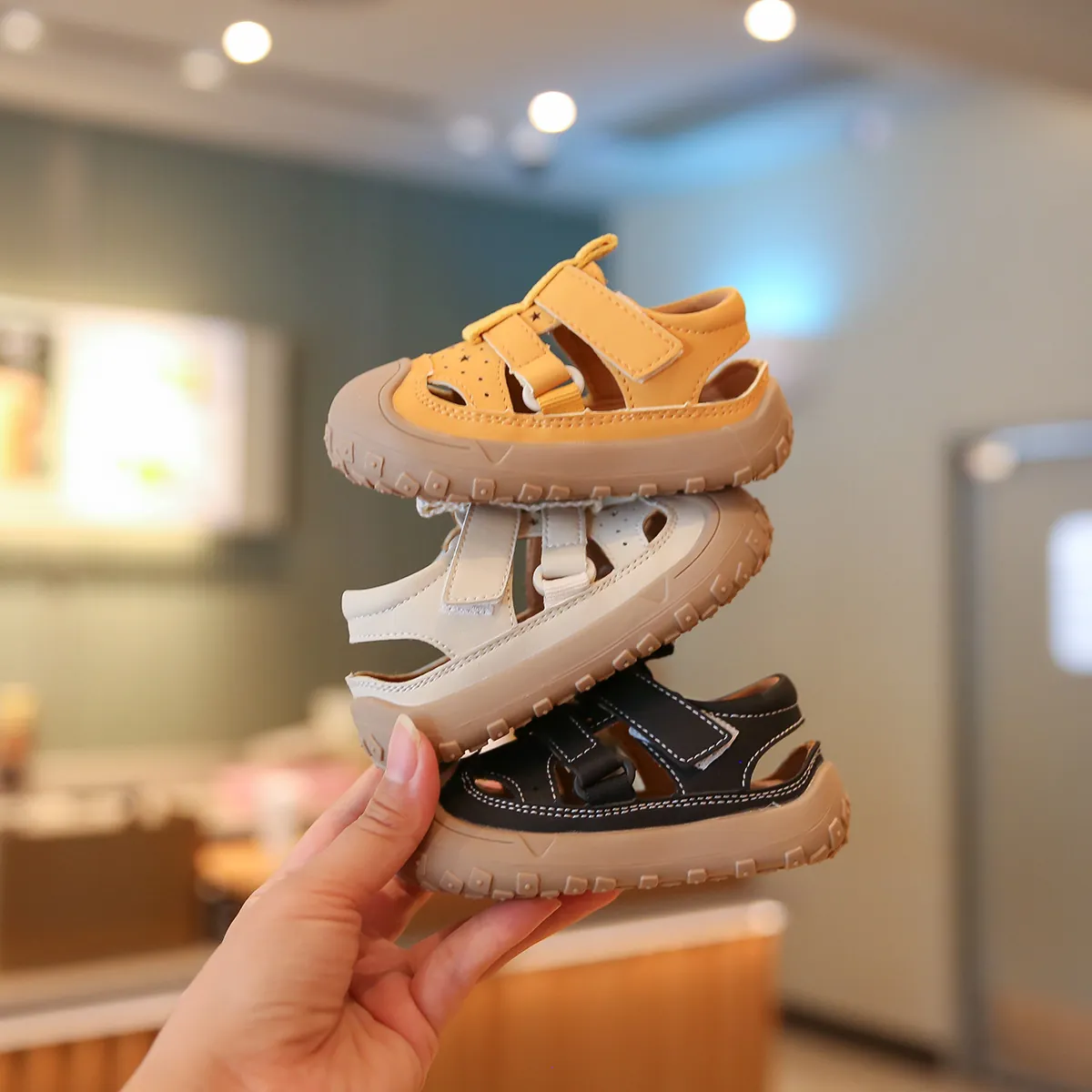 Kleinkinder Jungen Mädchen Lässige Mikrofaserleder Sandalen Atmungsaktiv Hohler Stern Zehenschutz Rutschfeste Weiche Sohle Sandalen Für Kinder