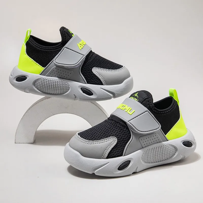 Kinder Atmungsaktive Mesh Sneaker 2025 Herbst Neu Jungen Mädchen Leichte Laufschuhe Lässige Slip-on Klettverschluss Sportschuhe