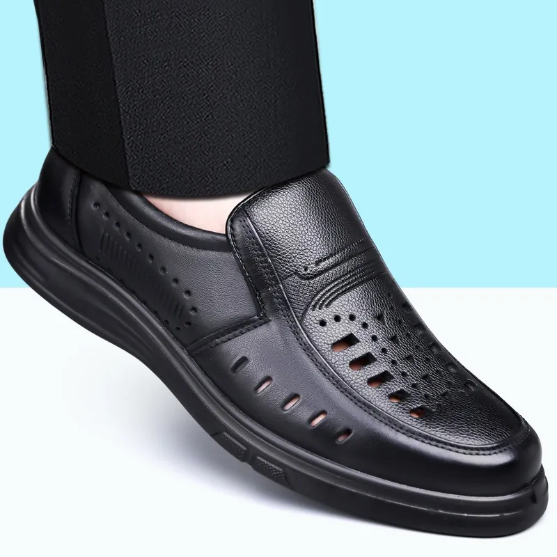 Men Genuine Leather Sandals Hollow Out Breathable Summer Beach Shoes Non-slip Soft Sole Casual Loafers Large Size Sandals For Men