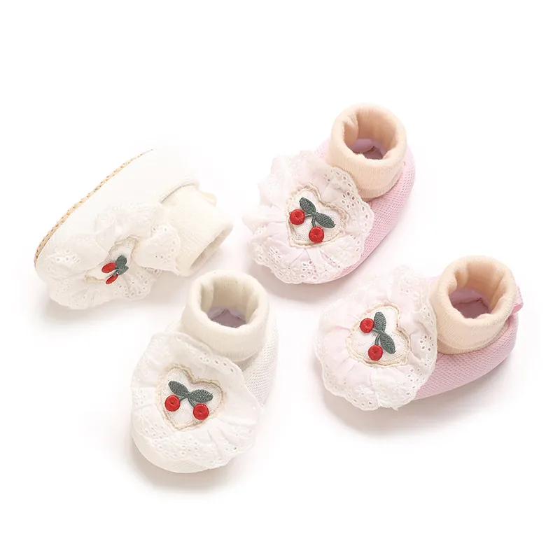 Infant Princess Style Prewalker Shoes Fabric Soft Sole Newborn Baby Girl Socks Shoes With Lace Cherry Embroidery For Spring Autumn
