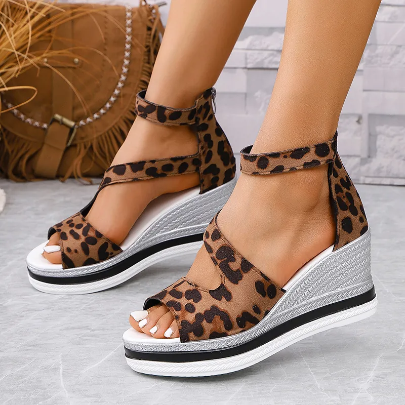 Damen Leopardenmuster Keilabsatz Sandalen Fischmaul Knöchelriemen Plateau Sommerschuhe Webstruktur Lässige Urlaub Strand Sandaletten