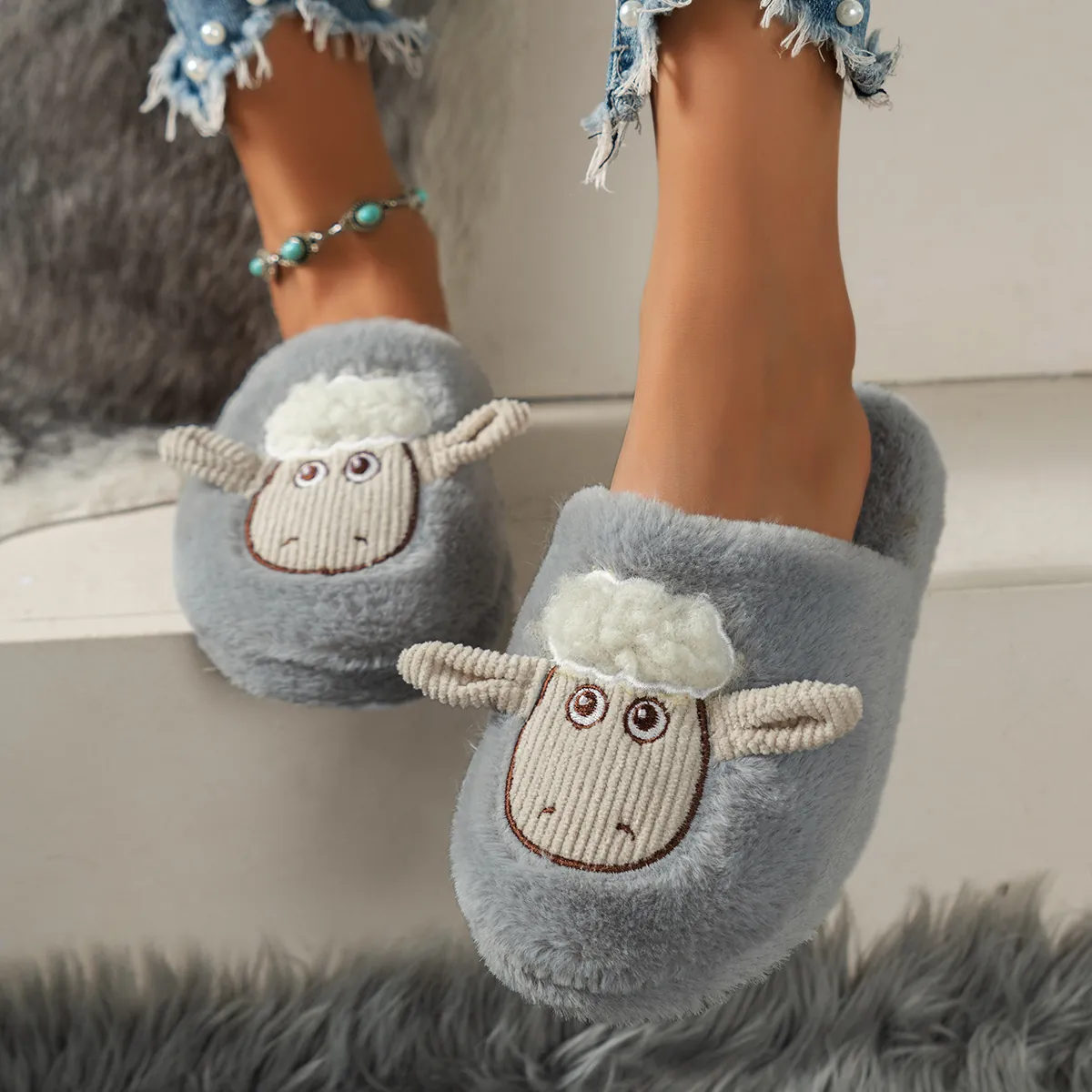 Damen Plüsch Cartoon Lamm Hausschuhe Künstliches Fell Warm Herbst Winter Indoor Outdoor Flache Sohle Rutschfeste Hausschuhe Lässige Mode Wildleder Obermaterial