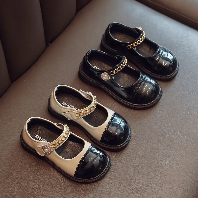Mädchen Mary Jane Schuhe Britischer Stil Perle Metallkette Lackleder Prinzessin Flache Schuhe Rutschfeste Weiche Sohle Schule Party Schuhe Kinder