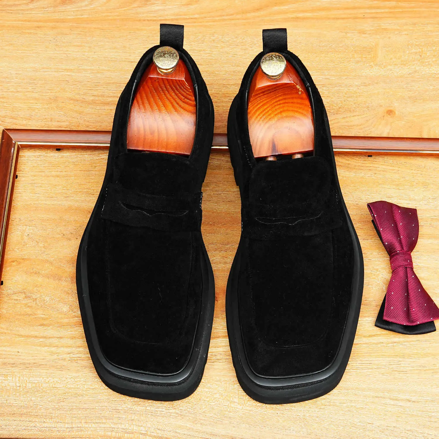 Mocasines Chunky de Ante Rétro para Hombre Punta Cuadrada Británica Zapatos Informales sin Cordones Suela Gruesa Plataforma