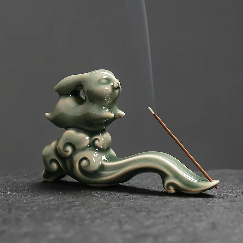 Seladon Keramik Räucherstäbchenhalter Kreativer Jade Hase Glückscloud Ruyi Räucherbasis Zen Heimdekor Duftendes Ornament