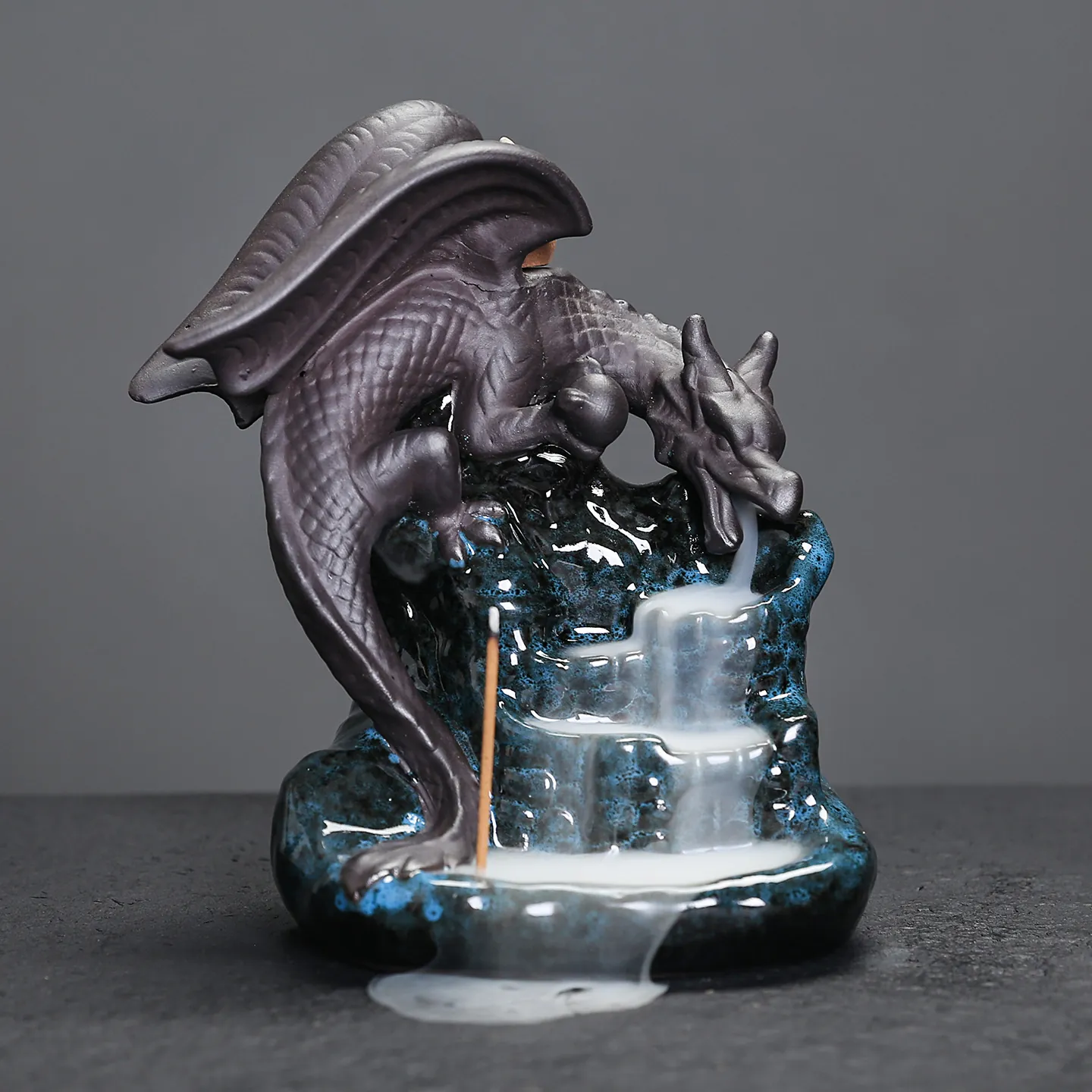 American Style Creative Pterodactyl Ceramic Backflow Incense Burner Kiln Glaze Dragon Ornament Home Office Decorative Smoke Waterfall Incense Holder