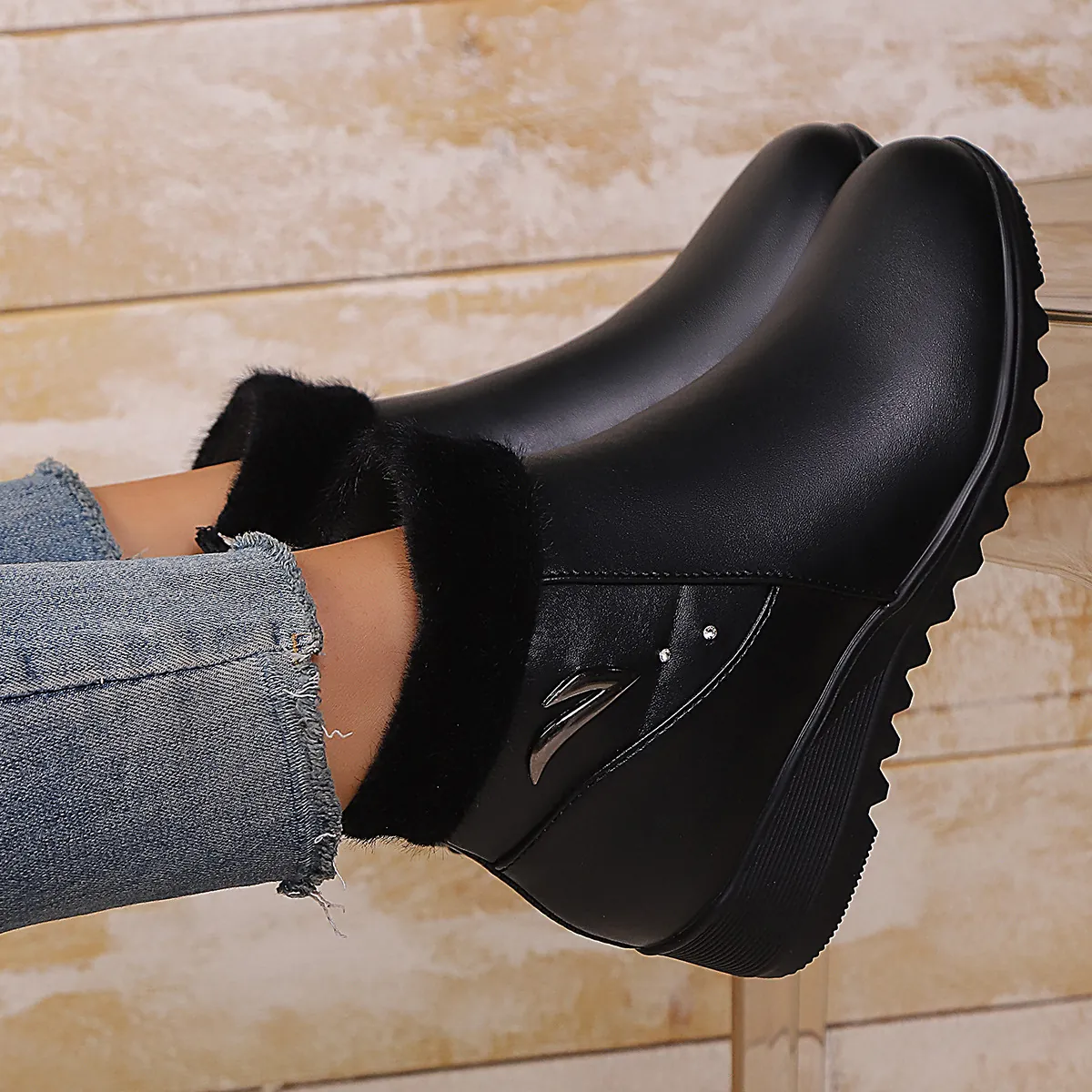 Dames Winter Sleehak Platform Laarzen PU Leer Strass Kunstbont Trim Warm Kort Pluche Voering Casual Schoenen
