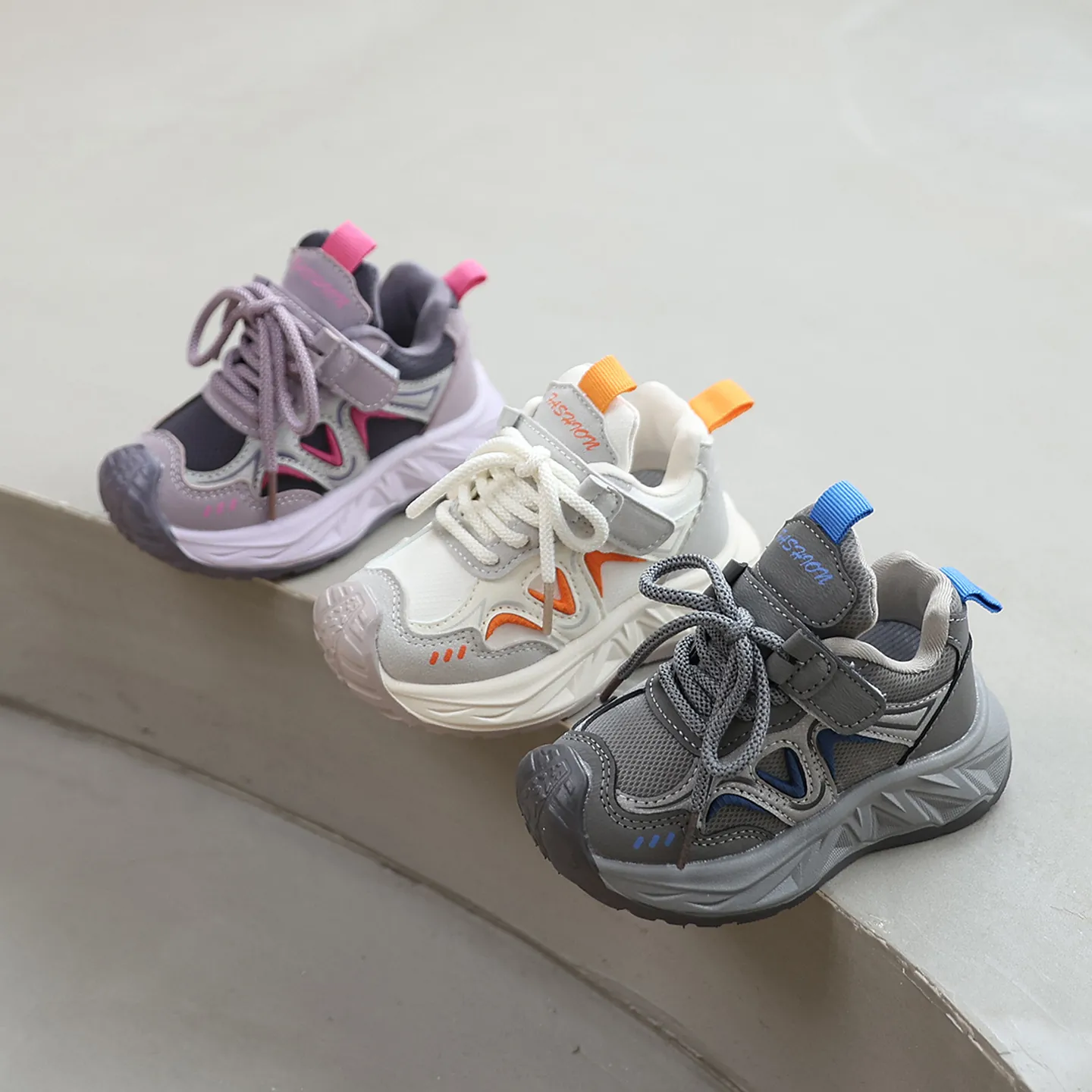 Chaussures Daddy Enfants Respirantes Légères Antidérapantes Baskets Décontractées Chaussures de Course Garçons Filles Printemps Automne