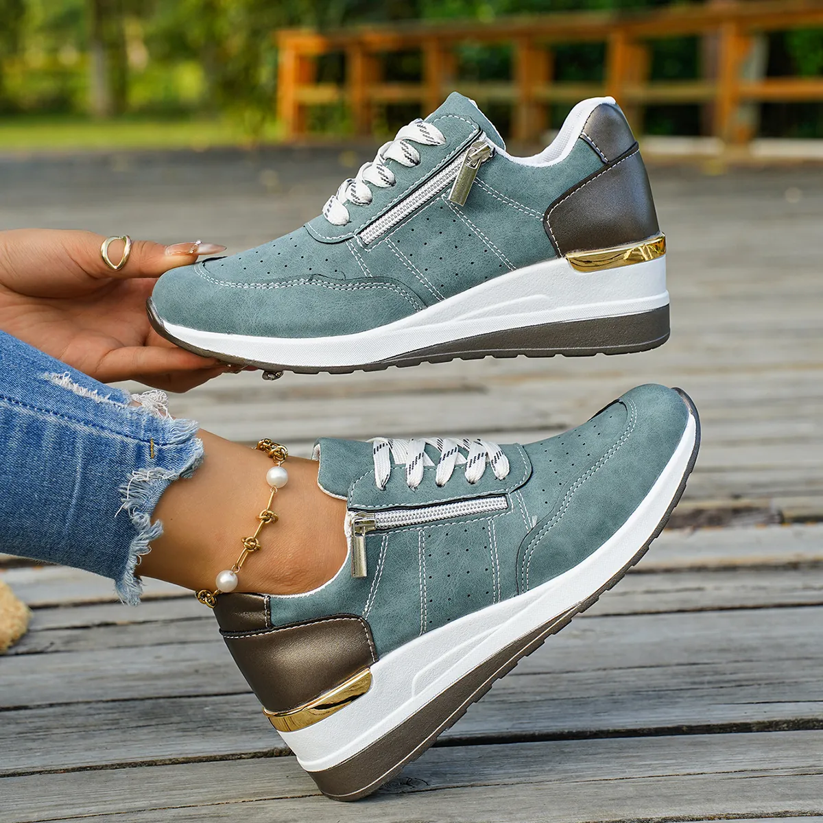 Women's Fashion PU Leather Platform Sneakers Casual Low-Top Color-Block Lace-Up Sports Shoes With Side Zipper Plus Size