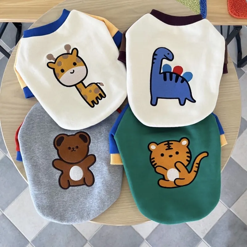 Autumn New Cartoon Pet Hoodie Soft Cotton Blend Dog Clothes For Small Puppy Cat Sweatshirt Giraffe Dinosaur Bear Pattern Warm Puppy Outfit