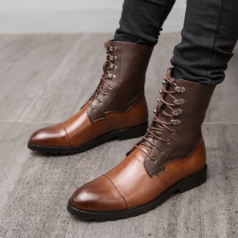 Stivali da Cavaliere Uomo Stile Britannico Alto Martin in Pelle PU Giuntata Casual Outdoor Antiscivolo Calzature alla Moda
