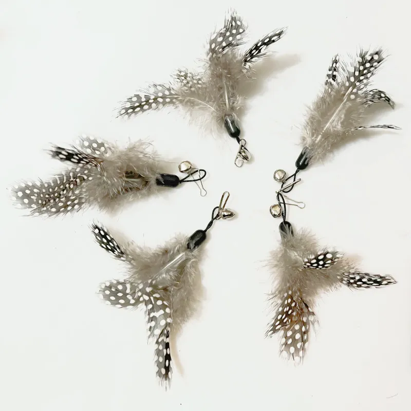 Interactive Cat Wand Replacement Feather Head Toy Pet Accessories with Bell Metal Hook Natural Feather Kitten Engagement Toy