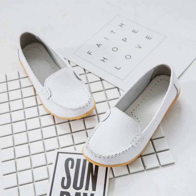 Women's Genuine Leather Loafers Soft Flat Moccasins Casual Middle-Aged Mother Shoes Comfortable Non-Slip Slip-On Nurse Shoes