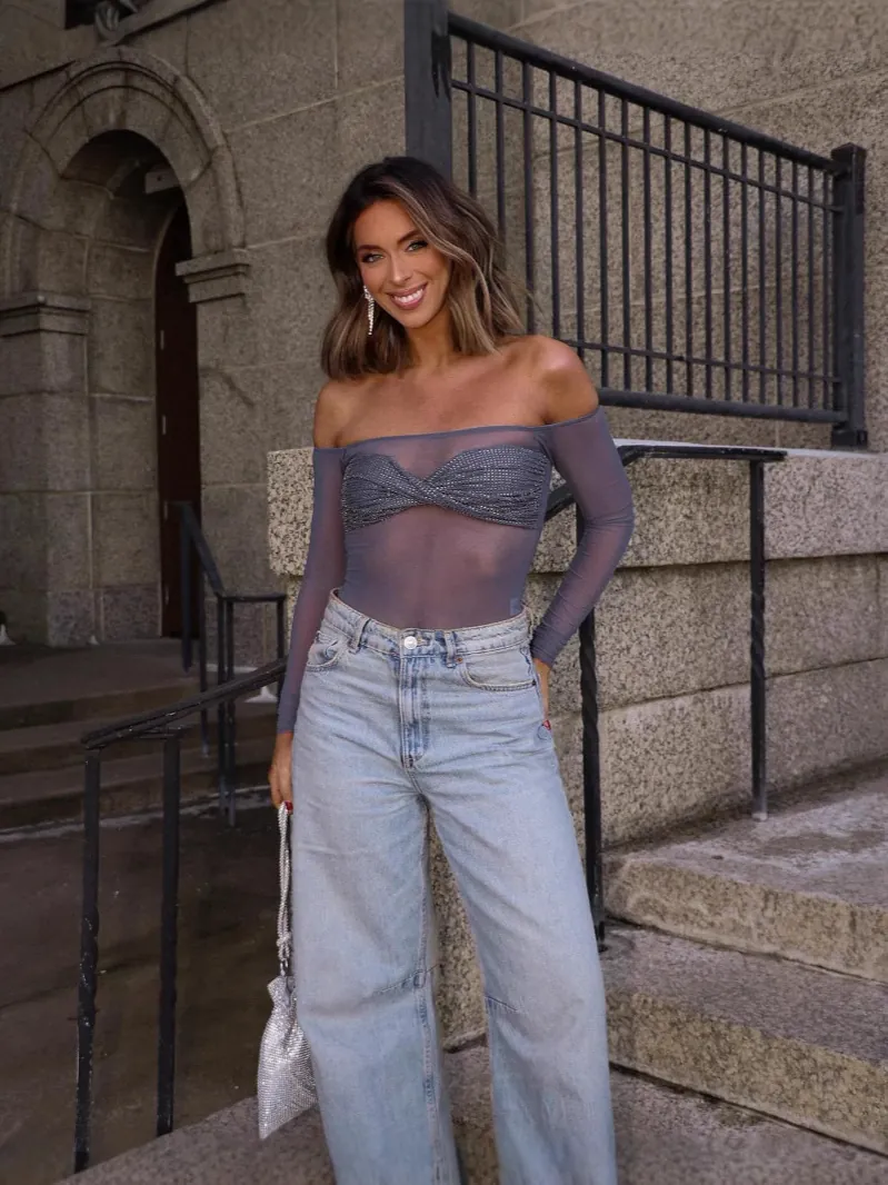 Sexy See-Through Mesh Crop Top Long Sleeve Sequin Twist Knot Top Off-The-Shoulder Slim Fit Party Blouse For Women