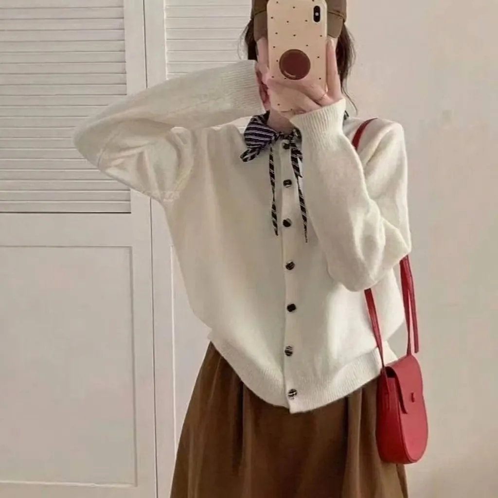 Femme Style Coréen Col Chemise Laçage Cardigan en Tricot Couleur Contrastée Pull Court Haut pour Décontracté