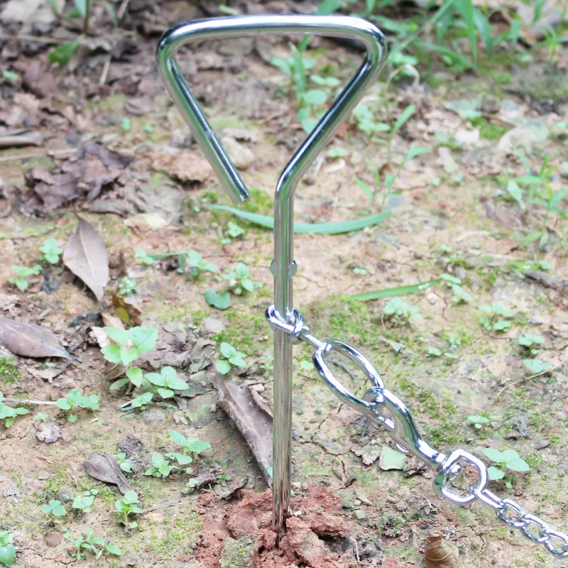 Heavy Duty Iron Dog Tie-Out Stake Spiral Anchor For Outdoor Yard Lawn 360 Degree Swivel Rotation Pet Lead Leash Tether Ground Stake