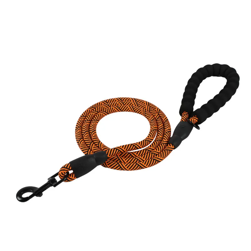 Durable Polypropylene Braided Dog Leash With Soft Foam Handle For Comfort Machine Woven Heavy Duty Metal Hook Striped Pet Walking Leash For Dogs
