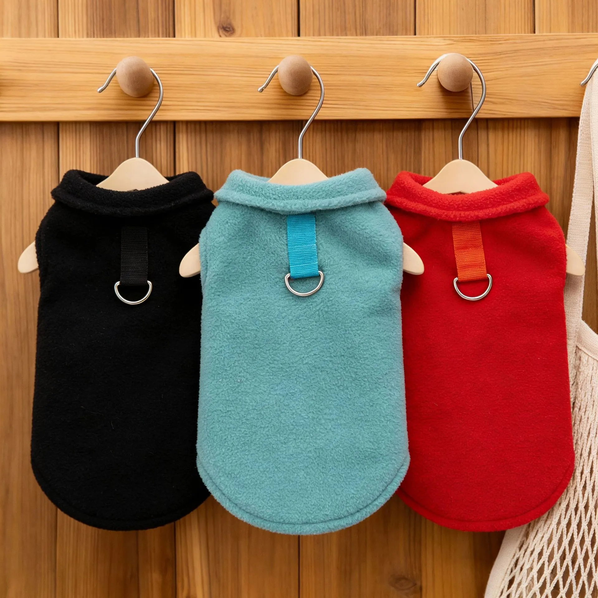 Pet Dog Polar Fleece Vest Hoodie Winter Warm Thickened Solid Color Small Medium Dog Puppy Clothes with Leash D-Ring