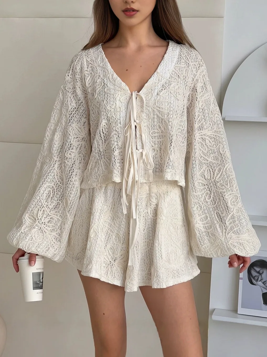 Set Due Pezzi Vacanza Donna Jacquard Poliestere Cardigan Con Lacci Top E Pantaloncini Casual Manica A Lanterna Mare
