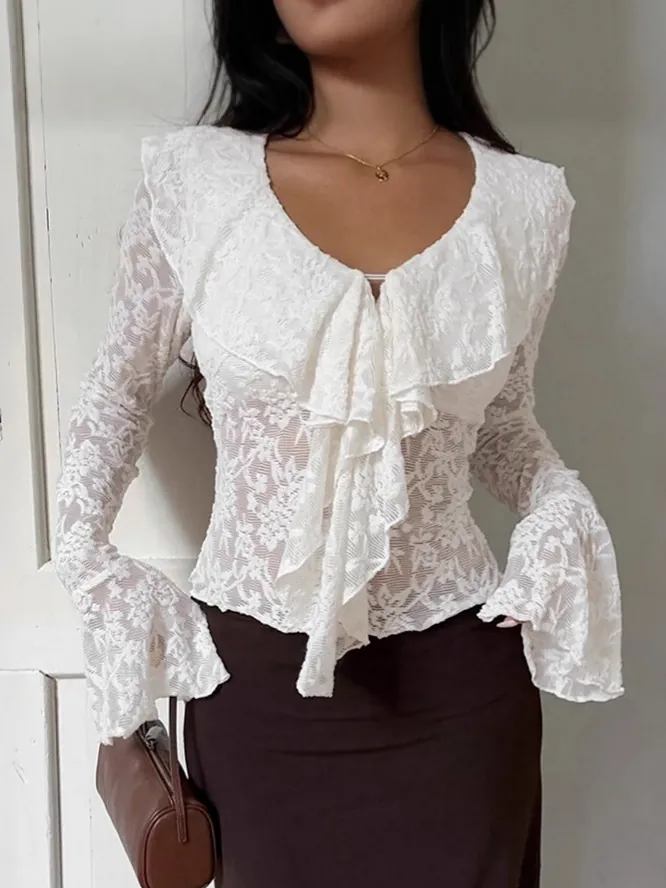 Elegante Blusa Francesa de Encaje Blanco para Mujer Volantes Cuello en V Manga Larga Manga Acampanada Camisa Patchwork Top