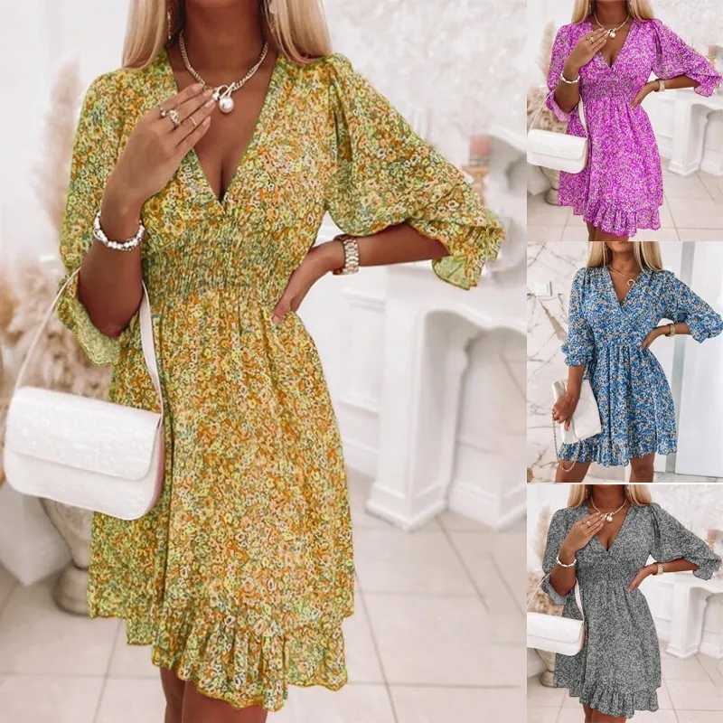 Women Casual V Neck Floral Print Dress Bohemian Smocked Waist Chiffon Ruffle Midi Dress Sweet Style Summer Fashion