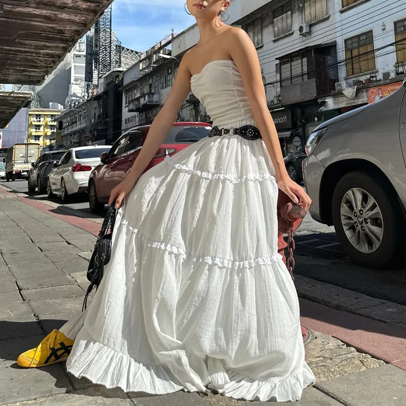 Style Français Doux Haut Et Bas Blanc Haut Bandeau Avec Jupe Longue À Étages Élégant Tenue De Vacances Décontractée