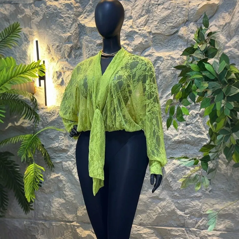 Chemisier Femme en Polyester Col en V Maille Transparente Dentelle Coupe Ample Manches Longues Lien à Nouer Élégant Haut Été Sexy Casual