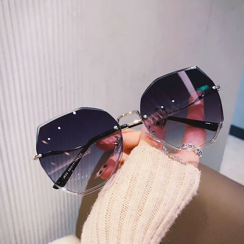 Gafas de Sol Sin Marco a la Moda para Mujer Borde Cortado Degradado Geométrico Marco Grande Metal Resina UV400 Gafas de Protección Solar Tendencia