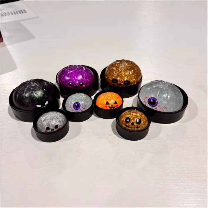 Halloween Mystery Dumpling Squishy Kreatives Stressabbau-Spielzeug Glitzer Cartoon Simulation Squeeze Spielzeug Für Party Kinder Erwachsene