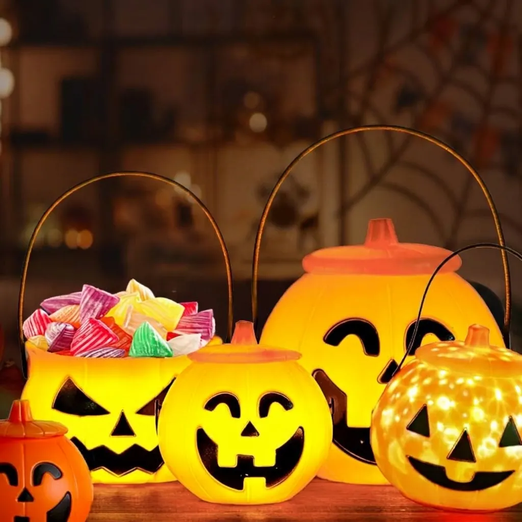 Lanterna a LED Portatile per Halloween Secchiello per Caramelle Decorazione Luminosa a Forma di Zucca per Feste e Casa