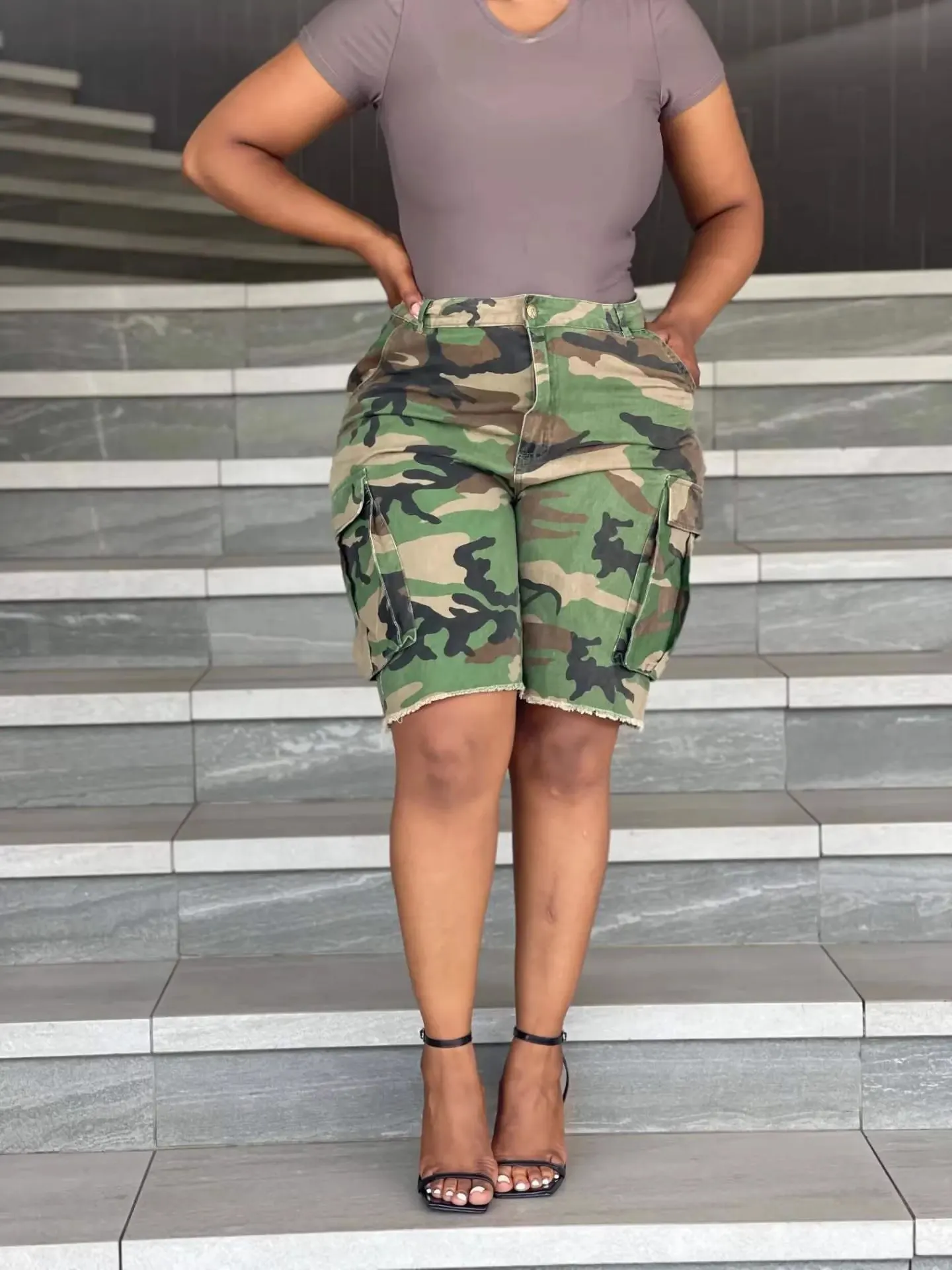 Damen Camouflage Cargo-Shorts Hohe Taille Locker Dehnbar Polyester Elasthan Mehrere Taschen Gewaschen Streetwear Sommer Hose