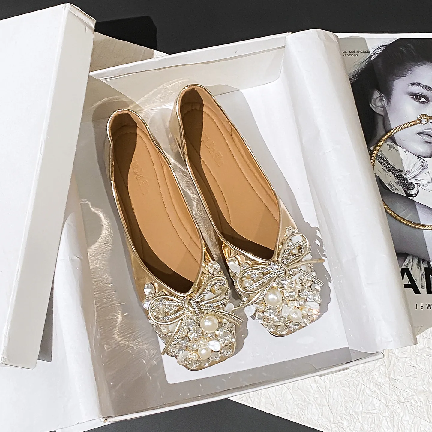 Luxury Microfiber Fairy Style Flat Shoes With Rhinestone Artificial Pearl Bow Hidden Wedge Wedding Bridal Party Ballet Flats