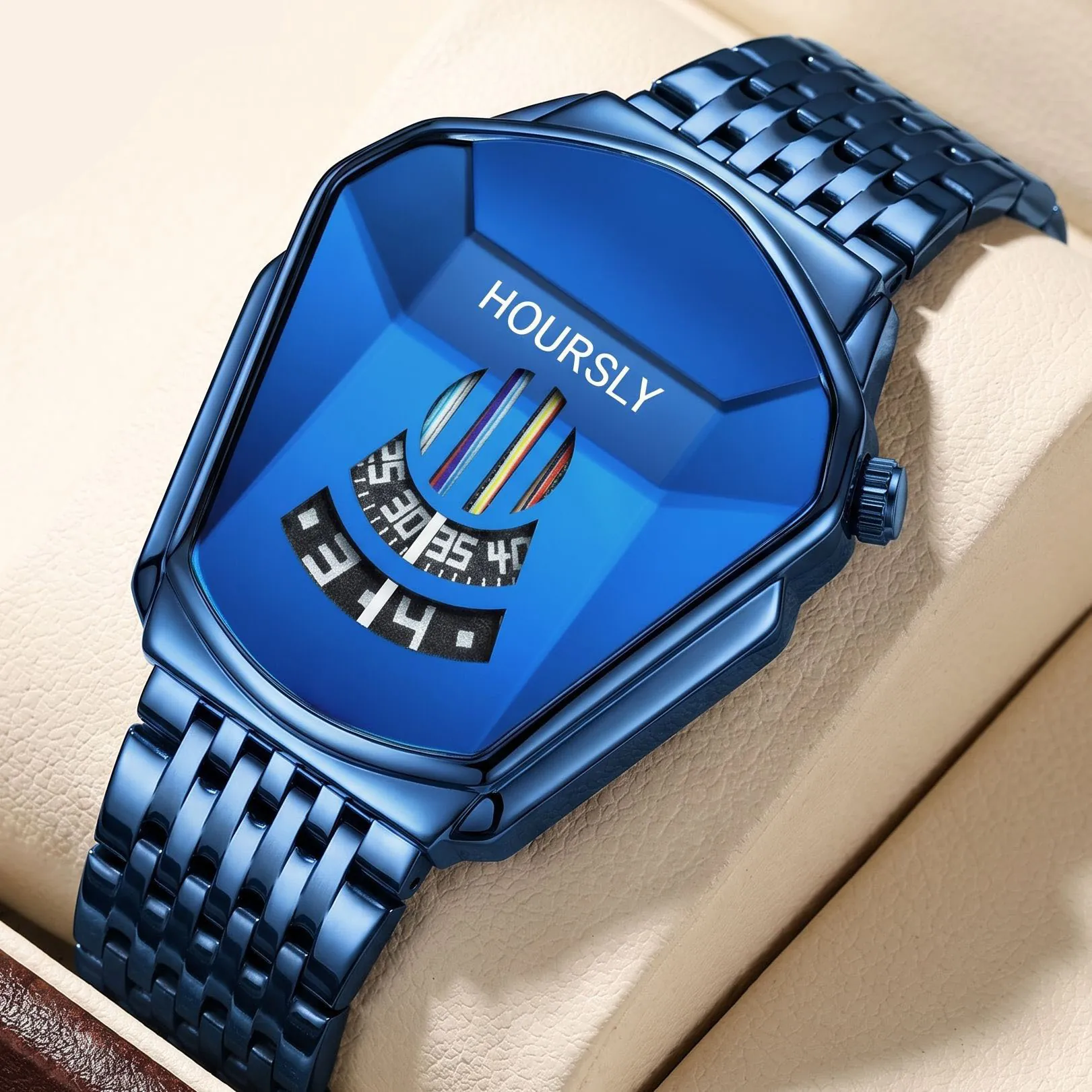 Hoursly Men Quartz Watch Fashion Biker Style Snake Head Triangular Dial Stainless Steel Leather Strap Waterproof Wristwatch Gift