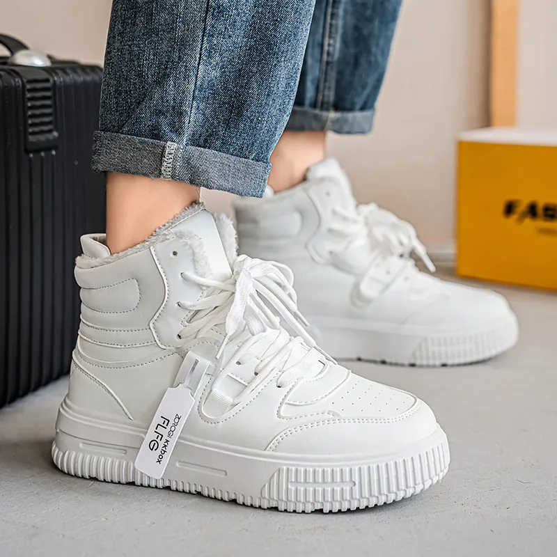 Scarpe Alte in Cotone Invernali per Uomo Donna Sneakers Plateau Suola Spessa Foderate in Pile Caldo Bianche Scarpe da Board Casual Unisex Calzature di Tendenza
