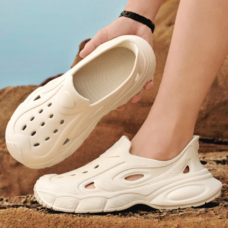 Summer Men's Clogs Fashion Hollow Out EVA Sandals Thick Sole Anti-Slip Beach Wading Shoes Outdoor Casual Garden Clogs For Men
