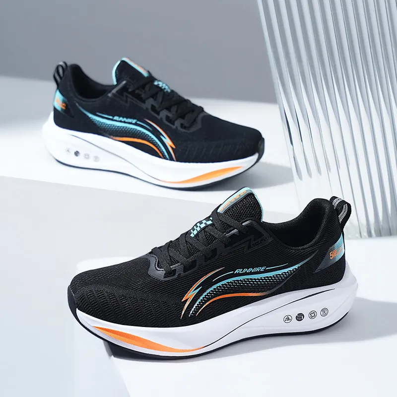 Scarpe da Corsa Uomo Taglie Forti Alto Rimbalzo Mesh Traspirante Suola Morbida Sneakers Atletiche 2026 Primavera Scarpe Sportive Casual